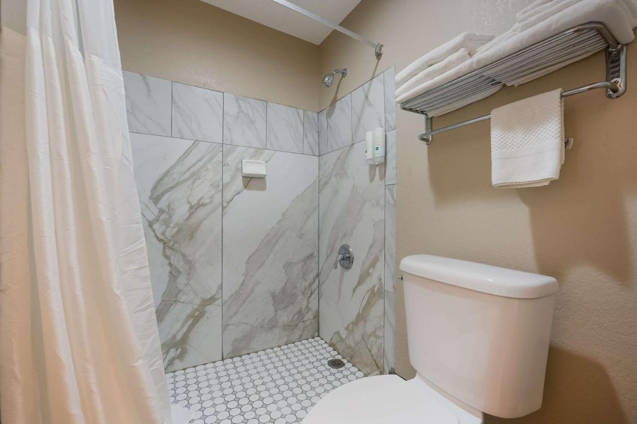 Boutique Style Quality Inn Oxford Anniston I-20 Buitenkant foto